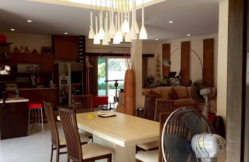 Puk Tian Villa | The Memory - 4 Bedrooms Beachfront Pool Villa
