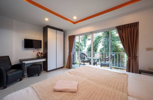 Pratumnak Hill Apartment | New Nordic Vip 3 by Apartwell