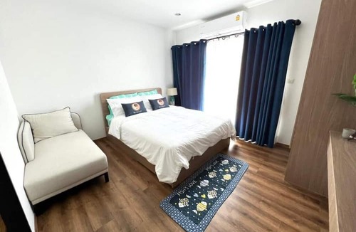 Khao Takiab Condo | RoomQuest Hua Hin Lahabana