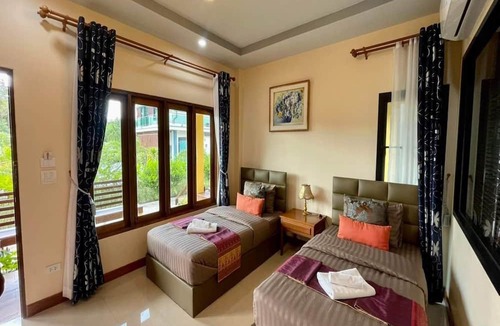 Ao Luek Hotel | Capital O 75518 Baan Rose Resort Ao Luk