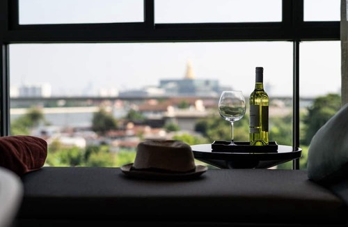 Bang Phlat Hotel | We Hotel Riverfront