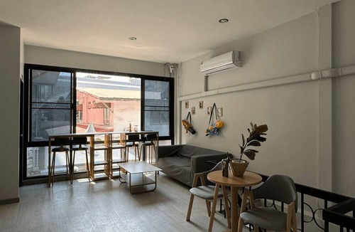 Rama 9 Hostel | First Villa Life Hostel