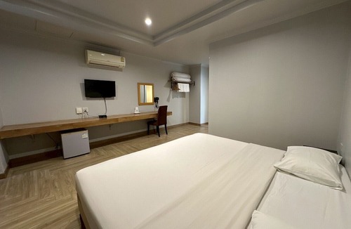 Phitsanulok Hotel | Rattanaview Hotel