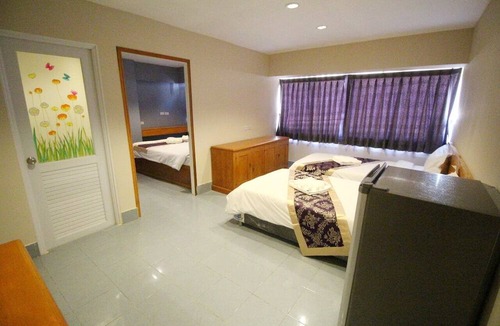 Prawet Hotel | Lee Place Phatthanakan Condo