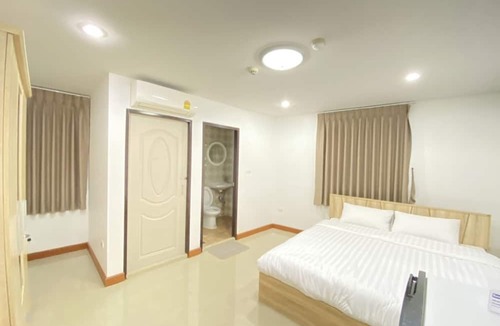 Thanon Nakhon Chai Si Hotel | Wellness Mansion Hotel