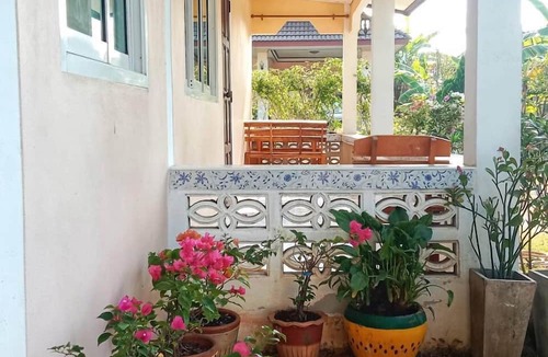 Khanom House | Sea guest house