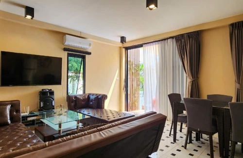 Bang Sare Villa | 2Bedroom Private Pool Villa for Group B2