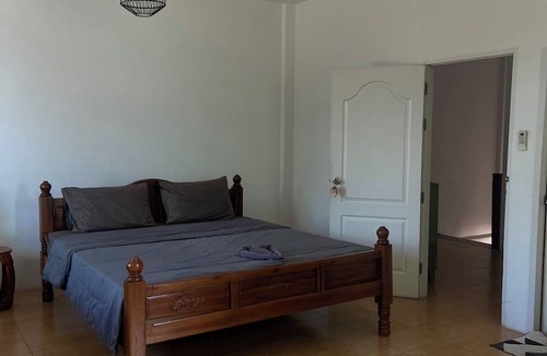 Hua Toei Apartment | Express URT