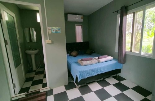 Khai Bang Rachan Hotel | Metha Country View Homestay Singburi