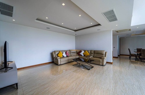 Hin Lek Fai Villa | Luxury Mansion On Golf Course - BMG5