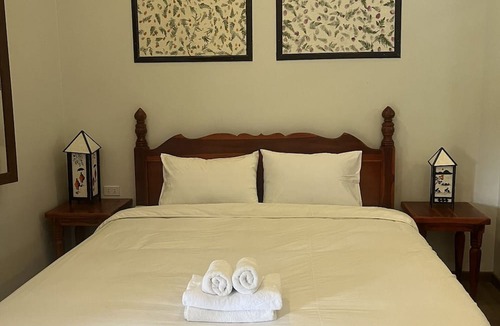 Luang Prabang Hotel | Villa Namkhan Heritage