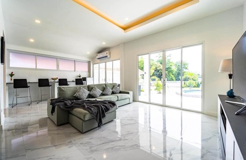 Hua Hin Villa | 4 Bedroom Private Pool Villa (OV10)