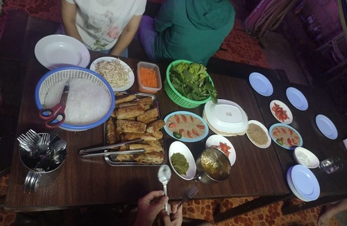 Mae Sot Hostel | Mae Sot Commune and Camping