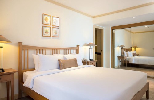 Bang Phong Phang Hotel | Riverfront Bangkok