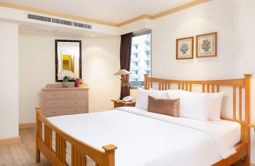 Bang Phong Phang Hotel | Riverfront Bangkok