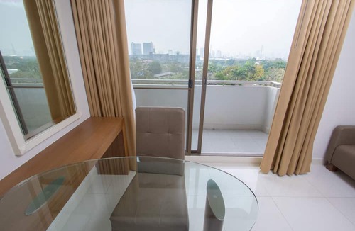 Ramkhamhaeng Hotel | Thomson Hotel Huamark