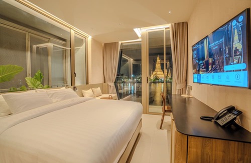 Phra Borom Maha Ratchawang Hotel | Inn A Day