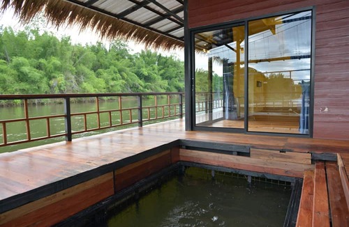Tha Sao Hotel | Boutique Raft Resort