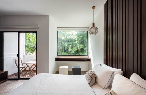 Khlong Kluea Hotel | The Botanic Service Room