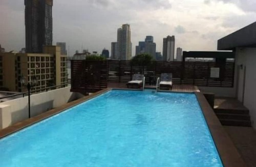 Chom Phon Hotel | PMTK Residence