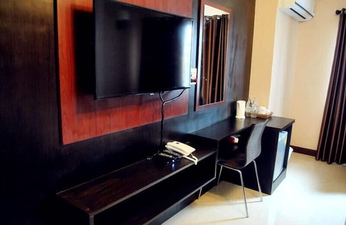 Phitsanulok Hotel | Le Parc Wangnang