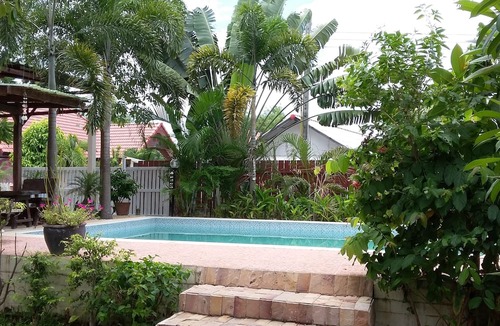 Ban Chang Hotel | Penny's Home Stay Resort