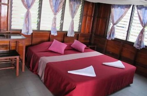 Nuea Khlong Hotel | Joy Bungalow