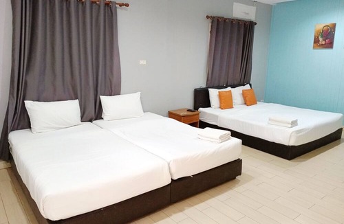Phongprasan Hotel | Sunrise Resort