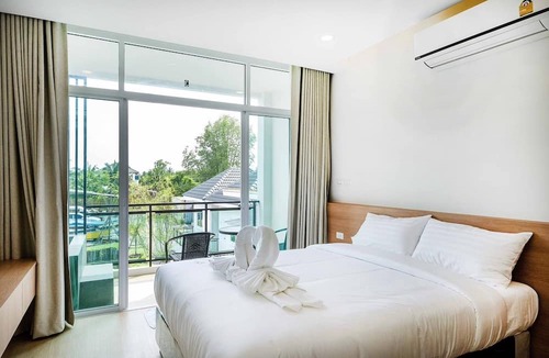 Samut Songkhram Hotel | Yunoya Riverside Villa