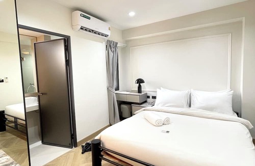 Sanambin Hotel | RESET at DMK
