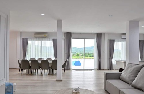 Sattahip Villa | Konmek Poolvilla