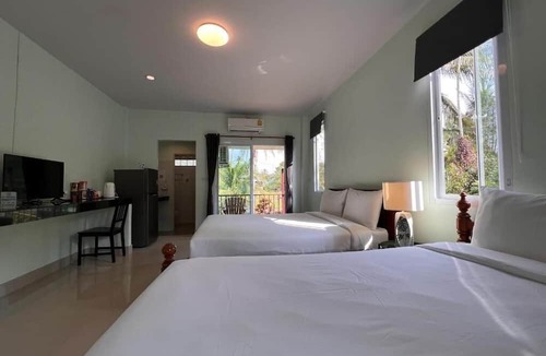 Chumphon Hotel | Naisang Hostel