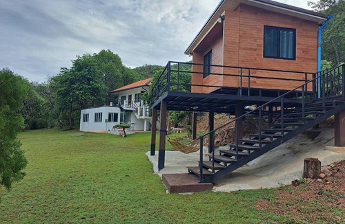Phetchaburi Cabin | Mountain Front Hut For 2 Rare Birds, Bikes, Nature