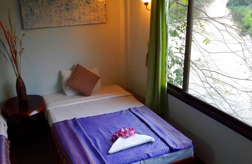 Tha Mai Ruak Hotel | Suanphet Riverview Resort