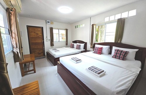 Rayong Hotel | Samet Bellhouse