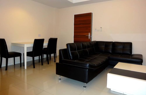 Ban Chang Hotel | Royal Place Banchang