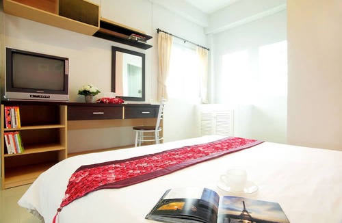 Khlong Maha Nak Hotel | Smile Inn