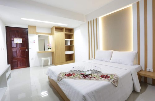 Talat Phlu Hotel | Beerapan Hotel