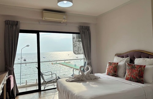 Saen Suk House | Sea Sand Trees