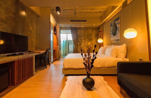 Ang Sila Hotel | Kroque Boutique & Bistro