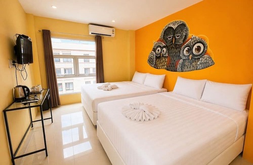 San Chao Pho Suea House | Sukhum Khaosan Au Bon Hostel