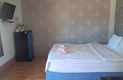 Chaiya Hostel | Phum Riang House