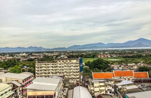 Nakhon Si Thammarat Hotel | Thai Hotel