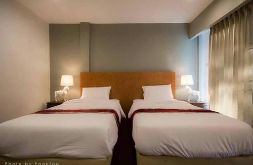 Mae Kon Hotel | Season Namkorn Resort