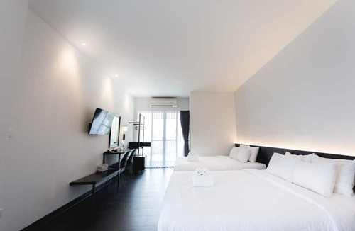 Wua Lai Hotel | iWualai Hotel