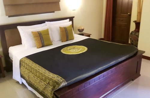 Bang Sare Hotel | Siam Court