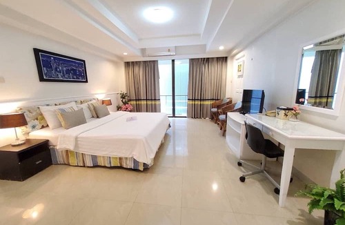 Ladprao Hotel | Murraya Residence