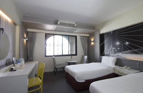 Arun Amarin Hotel | RD Hotel