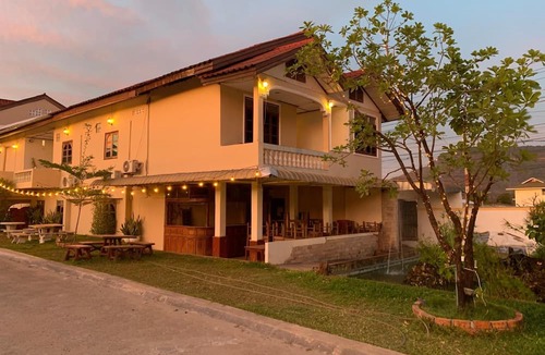 Pakse Hotel | Phaythavone Hotel