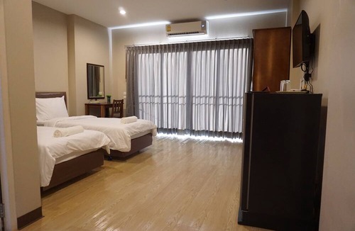 Trang Hotel | Chompu Nakarin Apartment